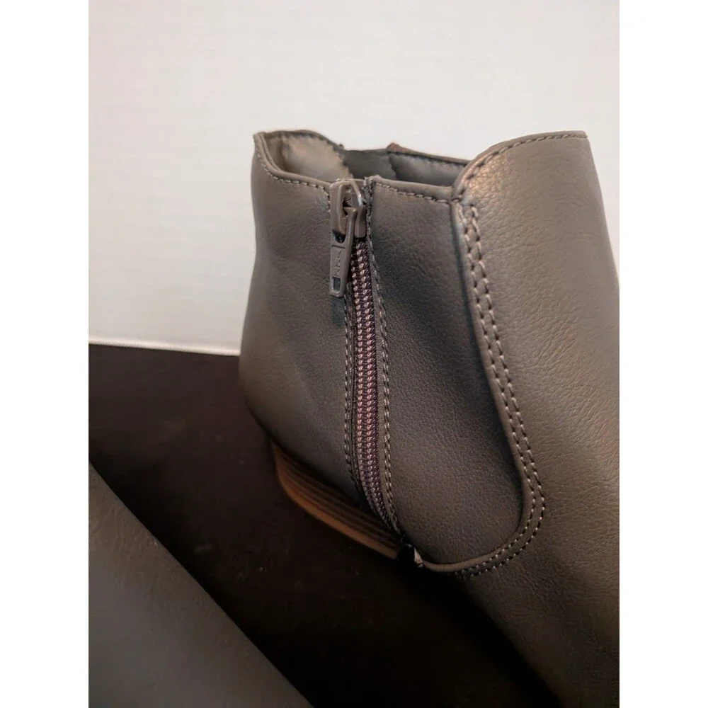 Croft & Barrow Ankle Boots Womens Size 9 Batterstone Chelsea Style Zip Up Short